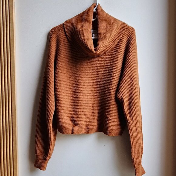 Rachel Zoe Sweaters - Rachel Zoe Cropped Brown Ribbed Cowl Neck Sweater Size Medium